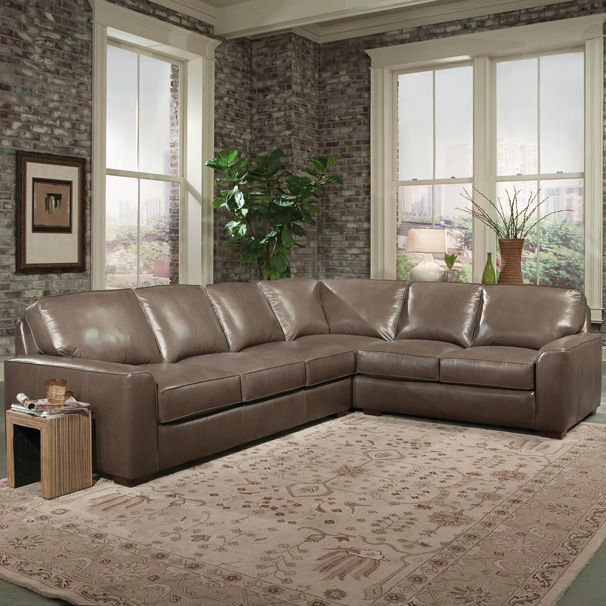 8141 Sectional - Leather